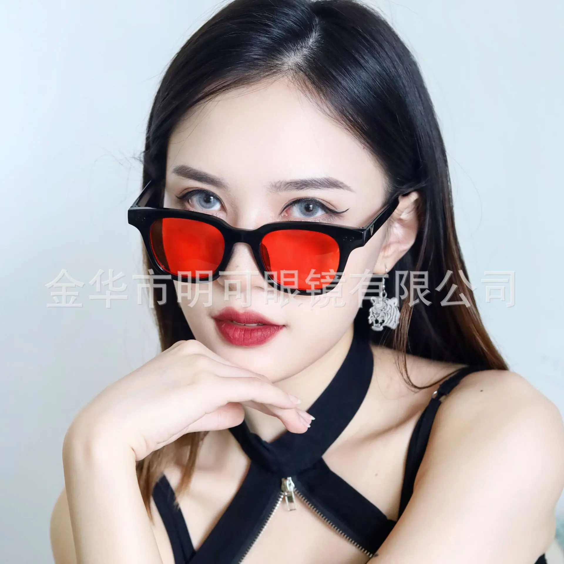 方框太阳眼镜