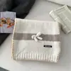 Bufanda de Lana Tejida con Bloques de Color Estilo Coreano con Lazo para Mujer, Temporada de Otoño e Invierno, Calentador de Cuello Cálido y Moderno