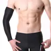 Venta al por mayor de fábrica equipo protector de baloncesto protector de brazo deportivo protector de codo alargado protector de muñeca manga de brazo transpirable para hombres y mujeres