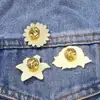 Broche Pequeño Fragante Creativo Rosa Lirio Margarita Lindo Personalizado Joyería para Mochila Escolar Insignia de Decoración para Ropa