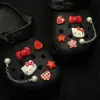 Lindo Moño de Niña Cadena de Perlas de Gato Kt Compatible con Charms para Zapatos tipo Clogs Accesorios Decorativos Desmontables