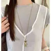 Collar Colgante Pez Pequeño con Cuentas Plateadas Estilo Coreano para Mujer Sentido del Diseño Nicho Cadena Larga para Suéter Cadena de Clavícula en Capas de Lujo Ligero
