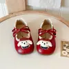 Ins Zapatos pequeños de cuero estilo francés 2026 primavera y otoño nuevo versión coreana lindos zapatos de princesa de dibujos animados para niñas con suelas blandas