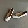 Zapatos Planos de Piel de Oveja Estilo Chanel Camelia para Mujer, Zapatos de Noche Elegantes Retro de Cuero Genuino Francés, Zapatos de Abuela de Suela Blanda