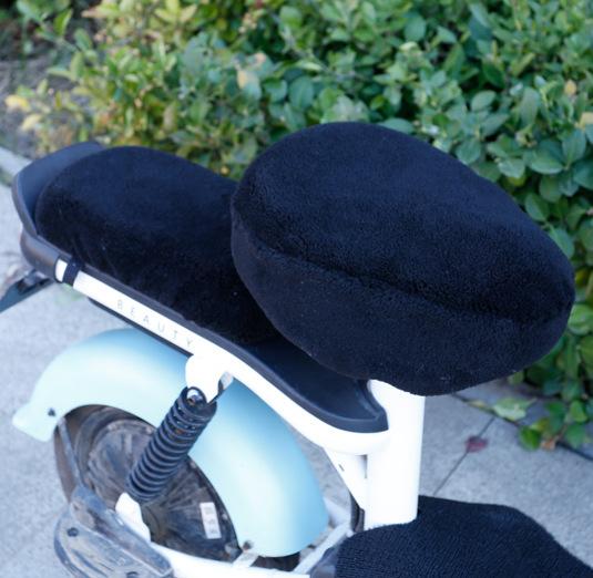 小电车座套和后座.png