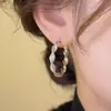 Pendientes de Aro Trenzados de Moda Estilo Francés Lujo Ligero para Mujer, Diseño de Nicho Otoño e Invierno con Sentido de Estilo, Pendientes de Aro Grandes Roscados Versátiles