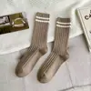 Calcetines de Lana de Doble Aguja para Mujer, Calcetines Cálidos de Media Pantorrilla para Otoño e Invierno, Calcetines Largos Gruesos con Forro de Felpa, Calcetines Holgados Rayados Sin Costuras Estilo Japonés