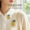 Lanhao moda coreana broche de piña de cristal de diamante completo accesorios de ropa para mujer fabricantes de joyería XZ4526