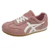 Nuevos Zapatos de Mujer Primavera y Otoño Piel de Ante Beige Zapatos de Entrenamiento Alemanes de Caña Baja Moda Retro Casual Suela de Goma Zapatos Forrest Gump