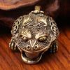 Bronce al por mayor Sapo dorado de bronce Campana Colgante pequeño Sapo dorado Colgante para coche Colgante para bolsa Colgante para llave Joyería pequeña Colgantes decorativos al por mayor