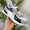 Venda direta da fábrica, design de malha leve e respirável, sapatos casuais esportivos estilosos e versáteis, sapatos masculinos confortáveis e versáteis, novo modelo atacado
