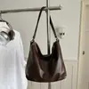 Nuevo bolso de hombro vintage de alta calidad para principios de otoño de 2026, bolso de gran capacidad, bolso cruzado, mochila, bolsos de mujer al por mayor