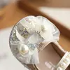 Zapatos de cuero para niñas 2026 nuevo verano infantiles con lentejuelas elegantes zapatos planos de princesa mocasines de suela blanda para niños pequeños