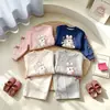 Dulce y elegante conjunto para niñas, versátil conjunto de sudadera y pantalones de conejito, nuevo conjunto de dos piezas estilo coreano para niños mayores