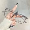 Óculos Verde Oliva para Mulheres com Miopia, Podem Ser Equipados com Lentes de Prescrição, Luz Anti-Azul, Aparência Natural, Faz Rostos Grandes Parecerem Mais Finos