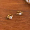 Pendientes de Oro y Perla de Diseño de Nicho para Mujer, Pequeños y Delicados, Simples y Versátiles, Accesorios para Orejas de Gama Alta y Elegantes