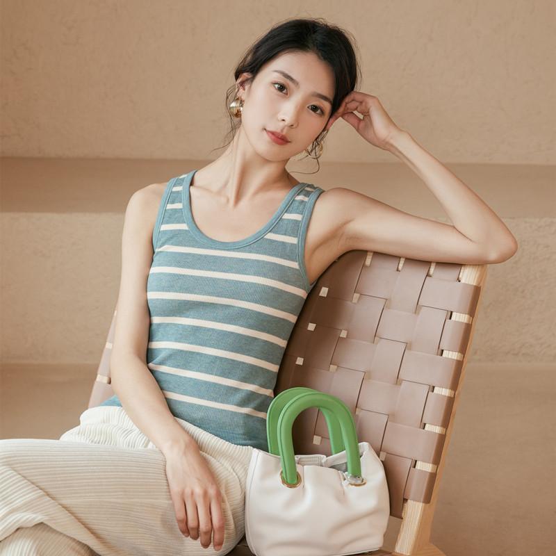 绿色