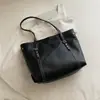 Bolsa grande estilo europeu e americano 2026, bolsa de ombro feminina estilo faculdade, bolsa tote de couro macio para o dia a dia, bolsa tote moderna para mulheres