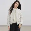 Chamarra acolchada de alta gama con 90% de plumón de pato blanco para mujer, estilo corto, moda de invierno 2026, simple, ligera, estilizada y abrigadora