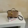 Bolsa de Maquillaje Portátil Vintage para Mujer, Nuevo Estilo Coreano 2026 Bolso Boston a la Moda, Bolso de Hombro Cruzado de Alta Gama