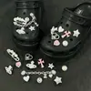 Decoraciones DIY para Zapatos Crocs: Accesorios de Pedrería de Saturno, Nuevos Encantos 3D Versátiles y Creativos para Zapatos, Desmontables