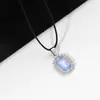Joyería Transfronteriza Europea y Americana Cadena de Cuerda Negra Dulce Fresca Lujo Ligero Estilo Ópalo Iridiscente Corazón con Incrustaciones de Diamante Mariposa Estrella Colgante Nicho