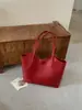 Bolso de mano simple de gran capacidad transfronterizo, textura versátil, bolsa tote, sensación de alta gama, nicho, apariencia retro, bolso de hombro único