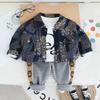 Conjunto de Roupa Jeans de Primavera para Meninos Moda Bebê Estilo Coreano Conjunto de Três Peças Primavera e Outono Roupas de Bebê e Crianças