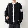 Foto del modelo 430, marca de moda, estilo clásico, cuello alto, suéter abierto, suéter de punto