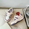 Zapatillas Deportivas Infantiles 2025 Primavera y Otoño Nuevas Zapatillas de Caña Baja Zapatos Casuales Antideslizantes para Niños Zapatillas de Running para Exteriores para Niñas