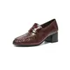 2026 Novos Mocassins de Salto Alto Grosso para Mulheres, Padrão de Enguia Super Macio, Estilo Britânico Vintage, Estilo Old Money Franzido, Sapatos Pequenos de Couro