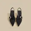 Sandálias de Festa Apontadas de Novo Estilo para o Verão, Versáteis e Bonitas, Sapatos Slip-On da Moda de Salto Alto Marrom para Mulheres