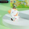Baimao Original Cera Jiji Vigor Gato Adornos para Coche Lindo Exquisito Muñeco de Resina Decoraciones de Escritorio para Oficina