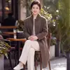 Casaco de outono transfronteiriço para mães, rejuvenescedor 2026, casaco versátil casual slim fit plus size para mulheres de meia-idade e idosas para outono e inverno