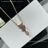 Collar de Perfume V Gold Versión Alta No. 5 para Mujer Doble C Completo con Diamantes Borla Colgante de Gota de Agua Cadena Clavícula Coco Tendencia Pequeña Fragancia