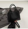 Bolso de Cubo Exquisito de Comercio Exterior para Mujer 2025 Primavera Nuevo Bolso Satchel de Moda para Mujer Versátil Bolso Bandolera de Hombro para Viajeros