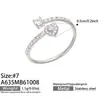 Anillo de Nariz Tipo Nariz de Cerdo de Cuatro Hojas con Circonita Cúbica Engastada en Bisel Cuadrado Acero Inoxidable Chapado en Oro de 18 Quilates Joyería de Lujo Ligero Europea y Americana de Alta Gama para Mujeres