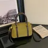 Diseño único, bolso pequeño cuadrado casual, nuevo bolso de hombro moderno y a la moda para mujer, colección otoño/invierno 2026, elegante bolso cruzado