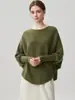 Suéter irregular de cachemira tipo murciélago de un solo hombro para mujer, suéter casual de manga larga, jersey versátil y moderno para usar en capas