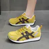 2026 Zapatos Casuales Transpirables para Mujer Versión Coreana Nueva, Estilo Estudiante Ins, Zapatos de Malla para Entrenamiento Alemanes para Mujer, Cómodos y Versátiles