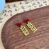 Novos brincos em estilo chinês, personalizados, em formato de leque, vazados, cravejados com diamantes, com laço retrô, caractere da sorte e design de gota, apresentando um pingente estiloso para mulheres