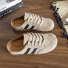 Zapatillas de entrenamiento retro alemanas de media punta para mujer, nueva ropa casual exterior, sin cordones, con plataforma interior, zapatos perezosos con cordones