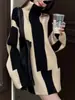 Design Casual Outono/Inverno 2026 Gola Alta Solto Irregular Top Suéter Listrado Elegante e Único Tendência da Moda Feminina