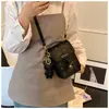 Nova Bolsa Pequena de Luxo para a Primavera de 2025 Bolsa para Celular Bolsa Transversal Feminina Mini Bolsa Pequena Bolsa Quadrada Pequena Exquisita Super Popular