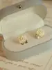 Pendientes de Perla de Lujo Nicho con Aguja de Plata S925, Pendientes de Botón Versátiles de Moda con un Toque de Alta Gama, Artículo Popular de Moda para Influencers y Socialités