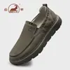 Zapatos casuales de cuero de vaca de primera capa para hombre, nuevos zapatos de tela transpirables para otoño e invierno, zapatillas deportivas antideslizantes de suela blanda de cuero genuino