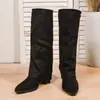 Botas de Cano Alto Grossas de Salto Alto de Tamanho Grande Transfronteiriças para Mulheres Outono e Inverno 2025 Novas Botas de Cano Alto Botas da Moda para Mulheres