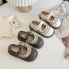 Zapatos de piel para niña 2026 otoño nuevo modelo zapatos de princesa para niña zapatos sencillos para bebé zapatos de piel para niño zapatos de piel versátiles de moda