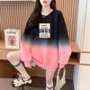 Sentido del Diseño Color Dopamina Sizzy Suéter Holgado para Mujer Estilo Simple Estilo Occidental Grafiti Largo Medio Corte Slim Look Top de Moda