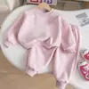 Conjunto de Moletom Liso Europeu e Americano Infantil Novo para Meninos e Meninas Casual Bebê Primavera e Outono Esportivo Roupa Infantil